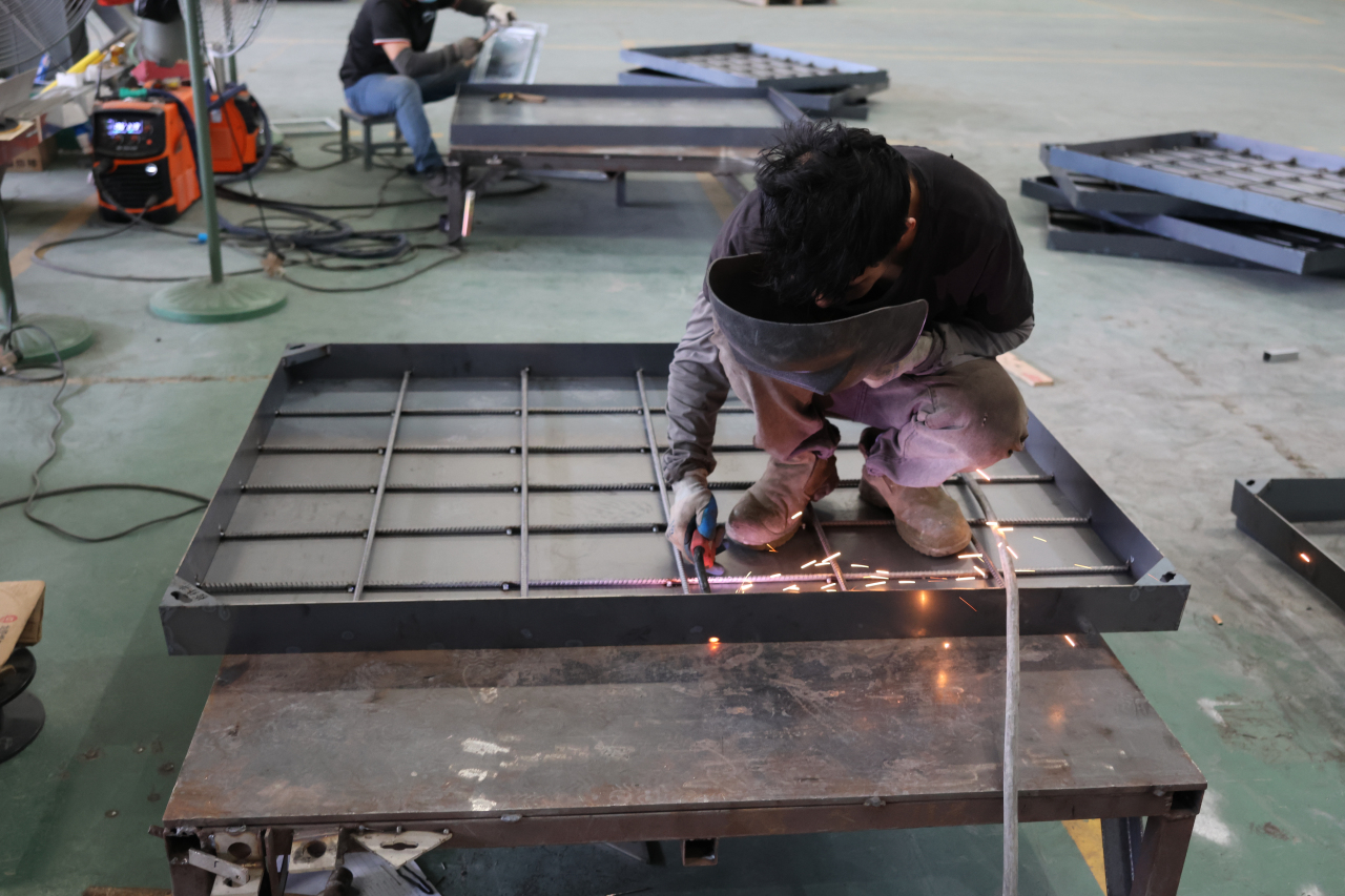 采购不锈钢井盖