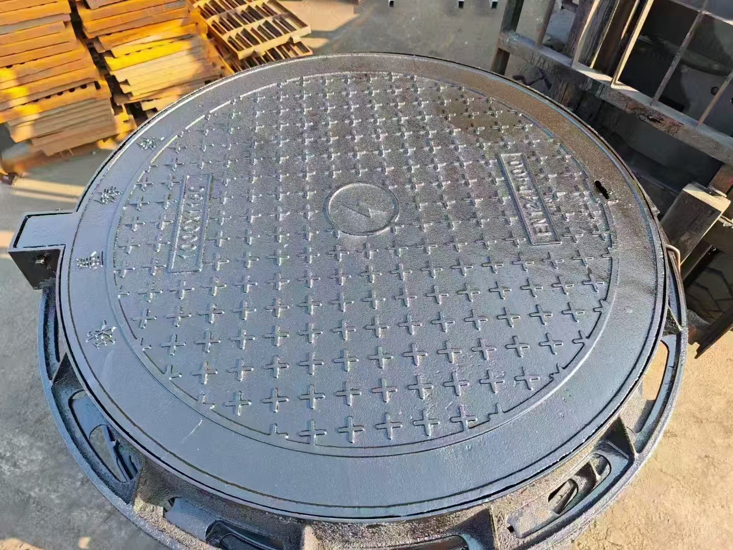 铸铁井盖：老旧小区改造的实用之选