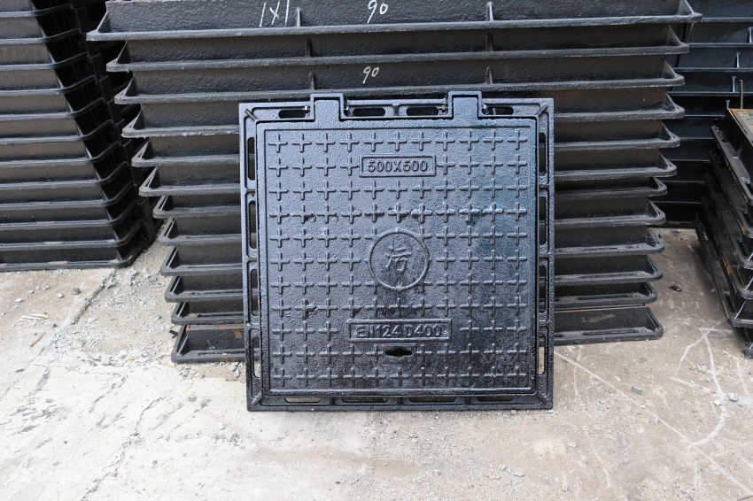 球墨铸铁方井盖：场景适配广，规格全达标