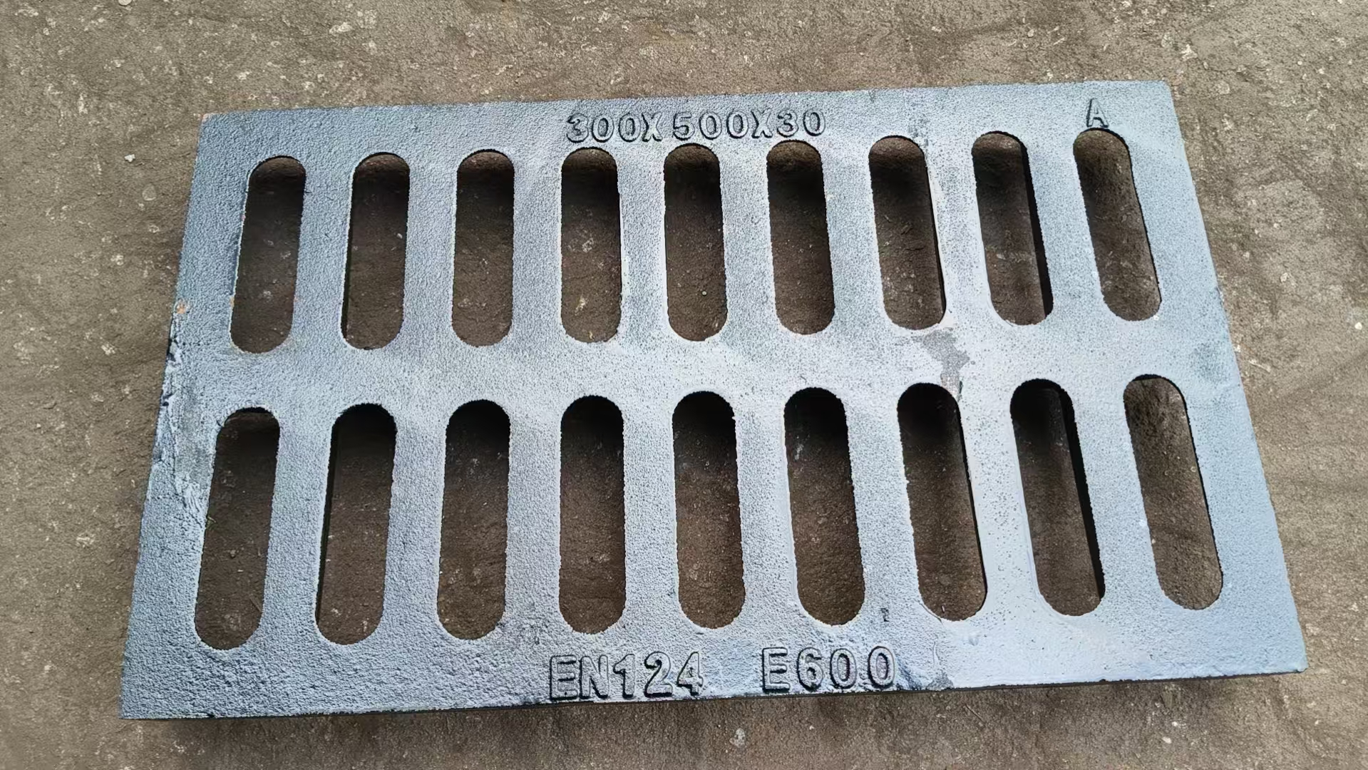300*500 E600 铸铁单篦