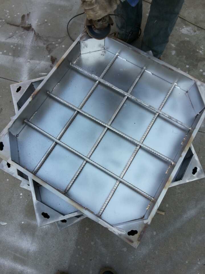 梅州不锈钢井盖