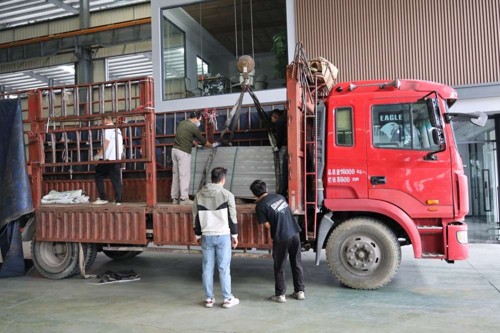 广东不锈钢井盖