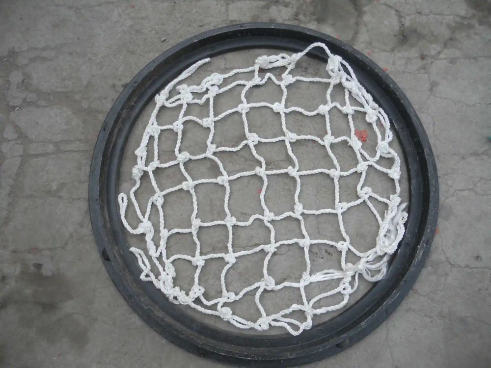 重投井盖防坠网：筑牢城市地下安全防线