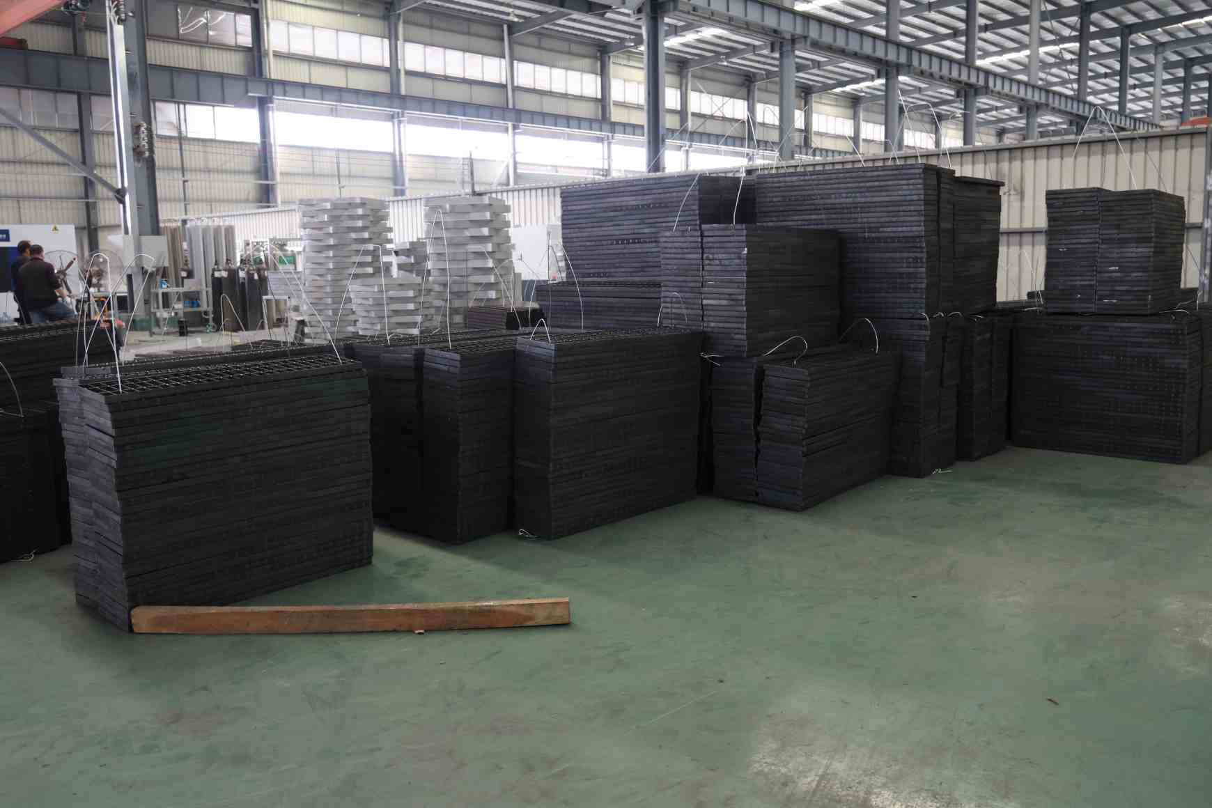 重投井盖：广东钢格栅源头厂家，一站式品质解决方案提供商