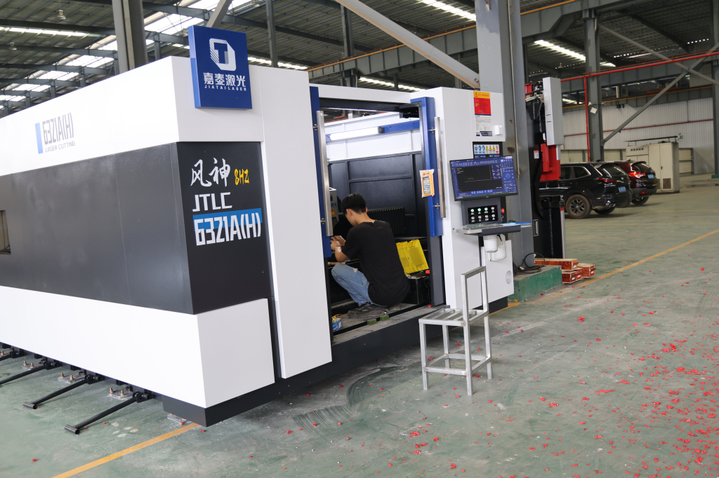 激光切割机