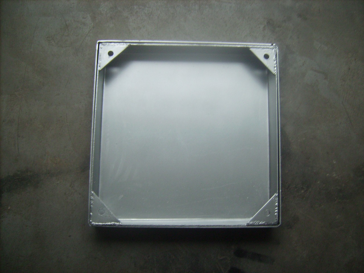 广东重投井盖——深圳不锈钢井盖源头厂家，高品质市政工程优选