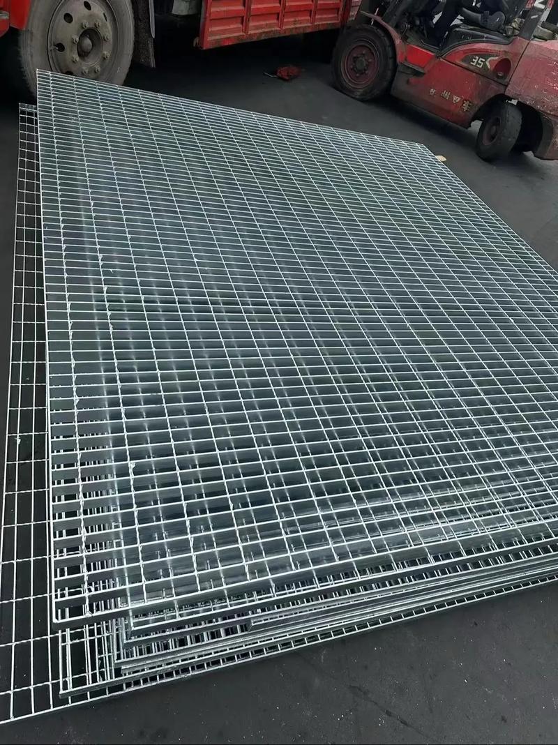 桂林镀锌钢格栅_重投井盖厂家直供_全域适配多场景_防腐耐用