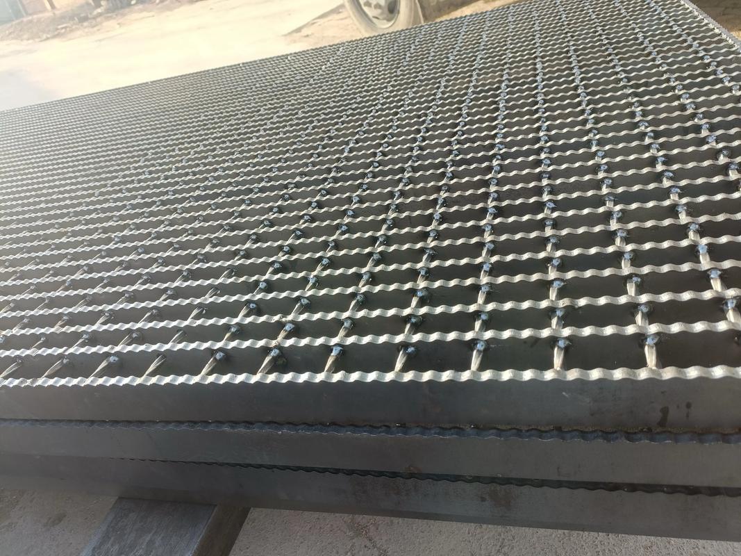 北海镀锌钢格栅