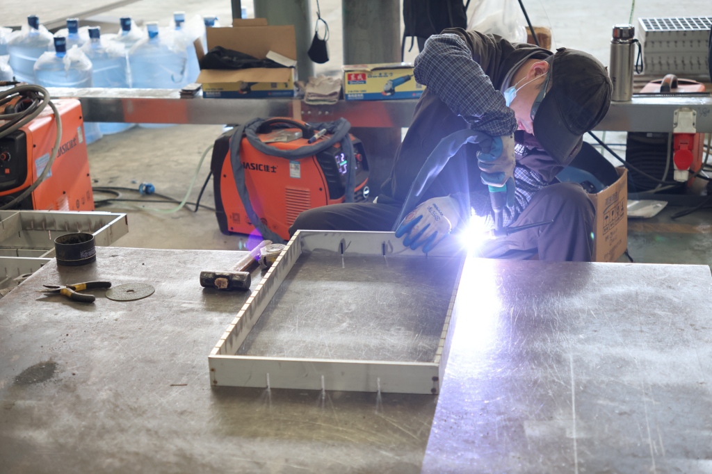 广东不锈钢井盖十大品牌