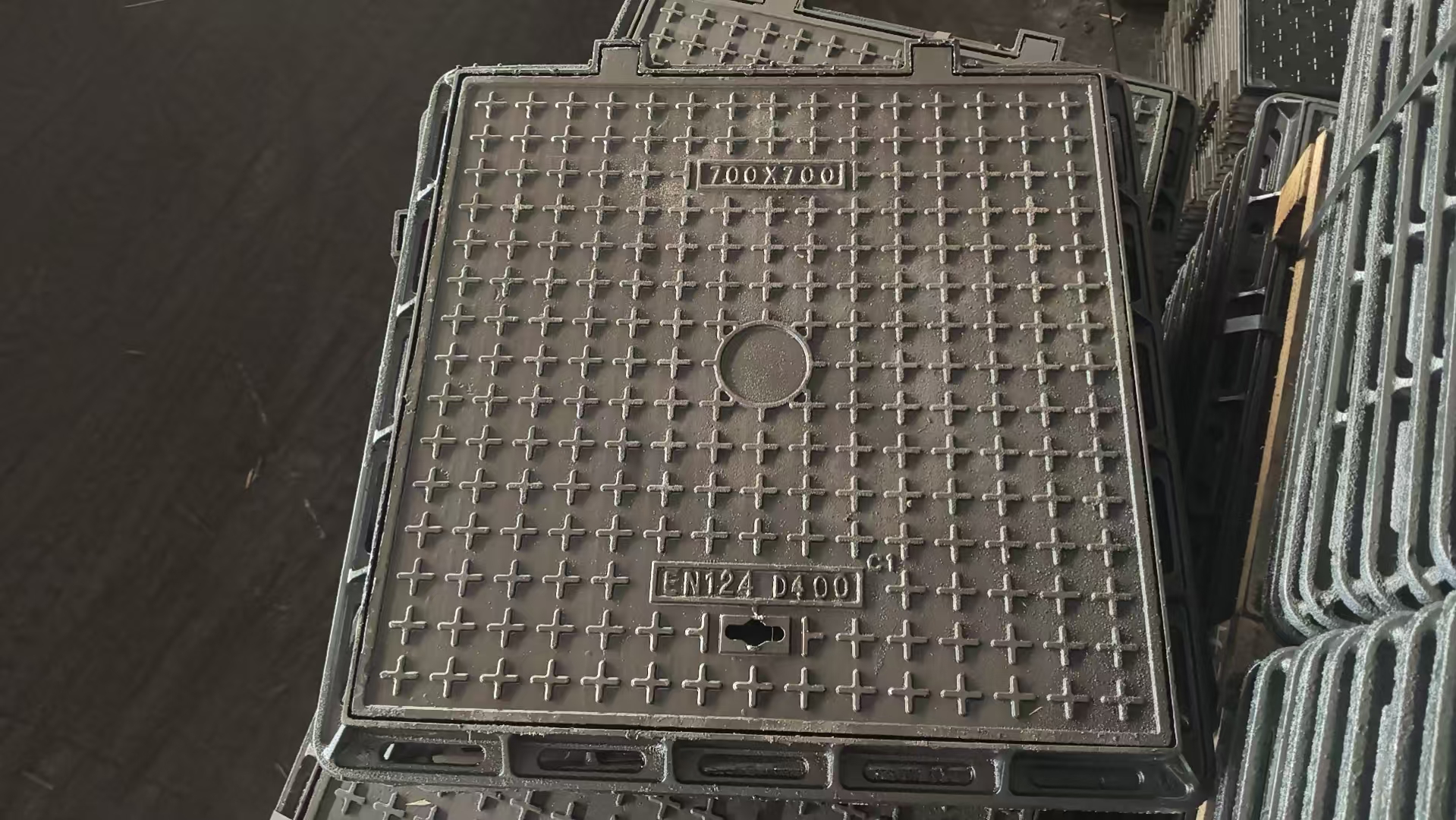 700*700球墨铸铁方井