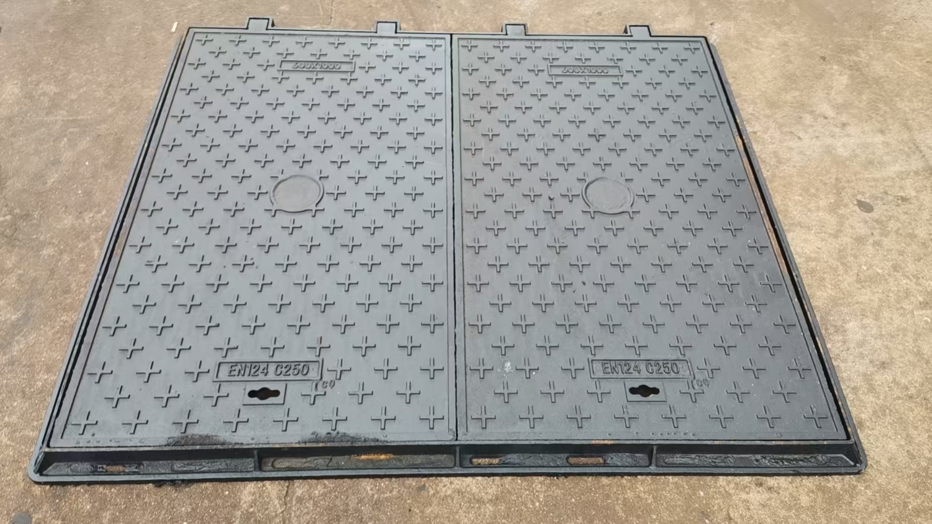 1000*1200球墨铸铁方井