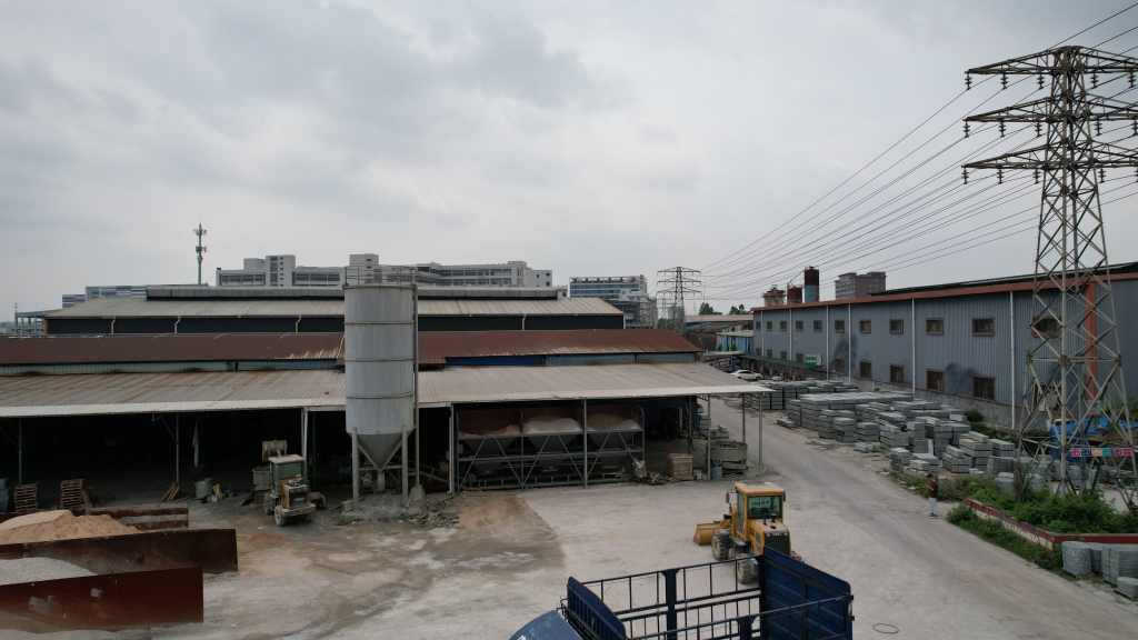 广东重投井盖厂：专业水泥井盖生产厂家