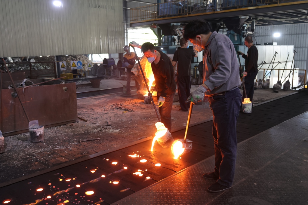 广东铸铁井盖厂家联系方式