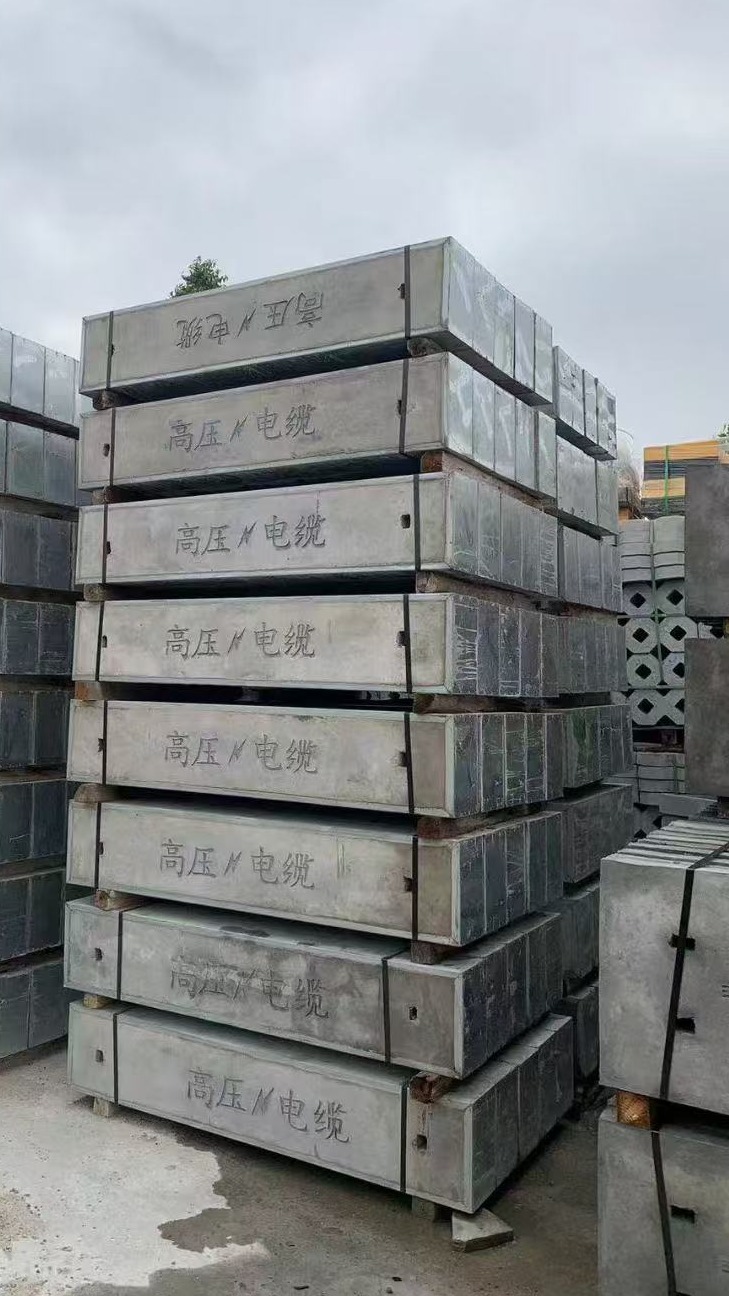 广东雨季，水泥井盖的“坚守”与防护