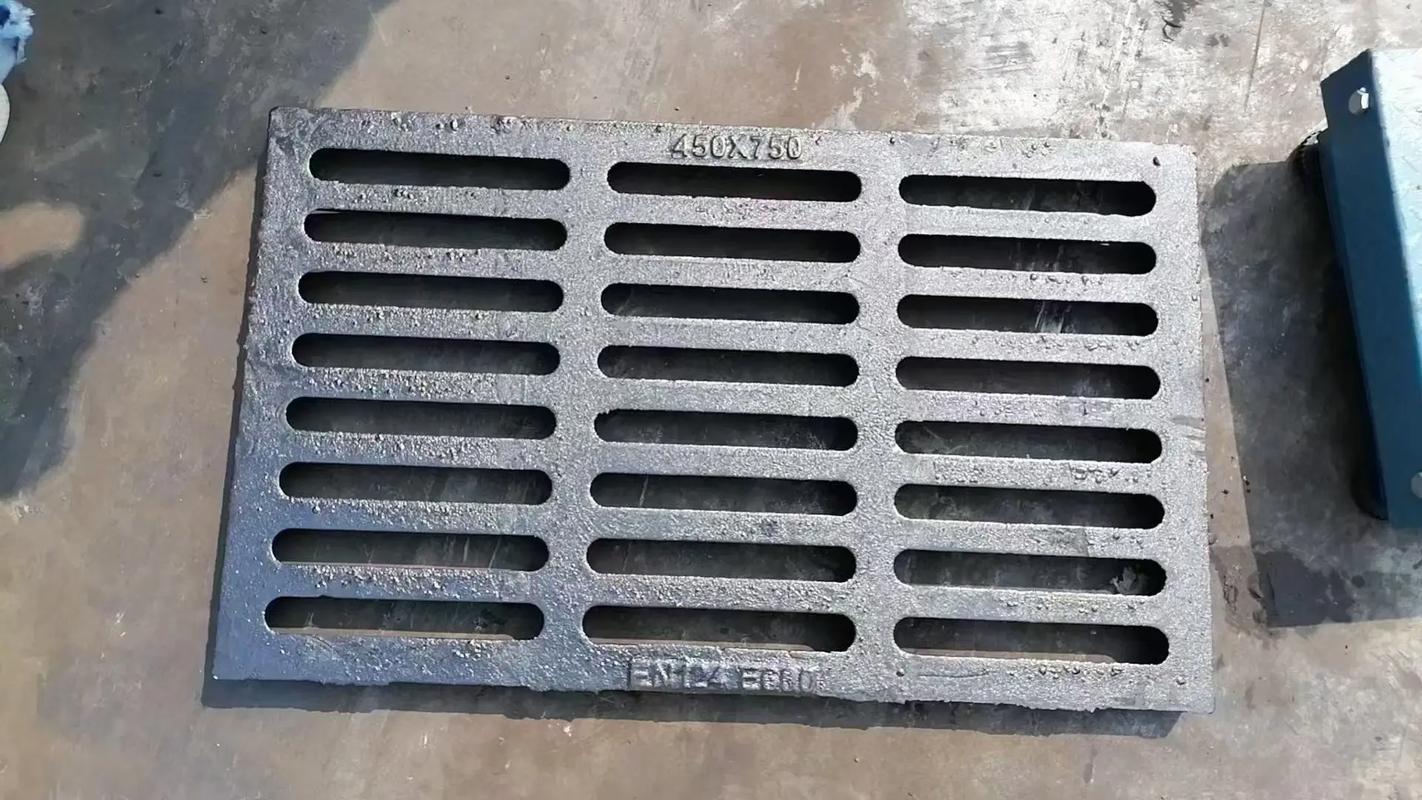 广州球墨铸铁井盖_重投井盖应用案例_白云机场南沙港口专用