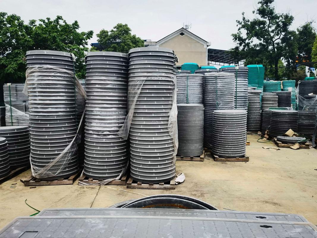 广东汛期暴雨频发，树脂井盖筑牢市政道路安全防线