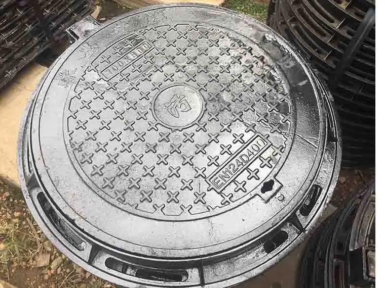 夏季高温路面守护，重投铸铁井盖耐高温更安全