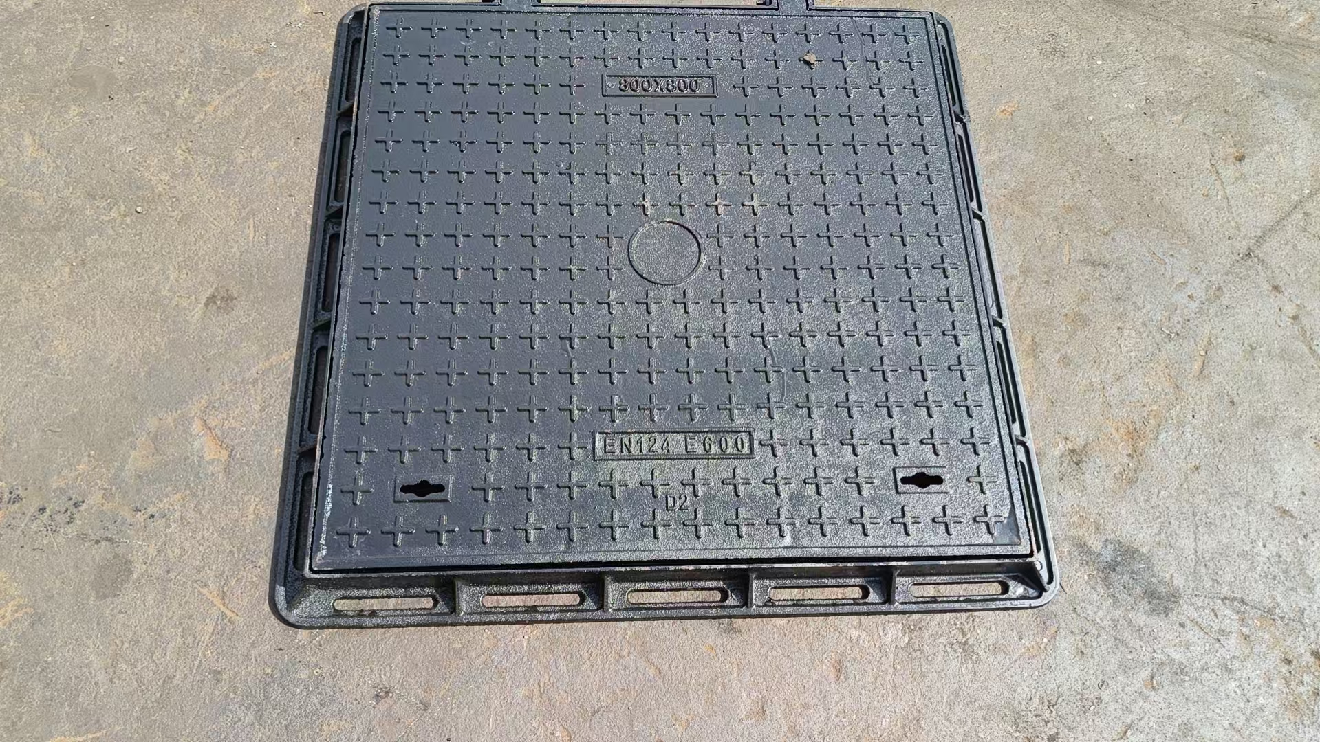 800*800方井E600 重投井盖高强度市政工程专用井盖